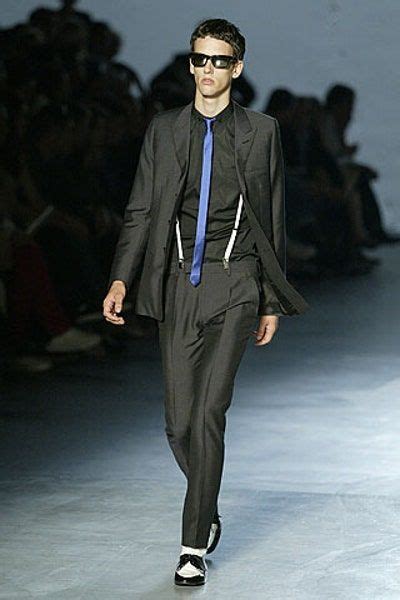 Dior Men Spring 2006 Menswear Fashion Show 